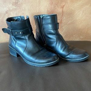 Anne Klein Ankle Boot